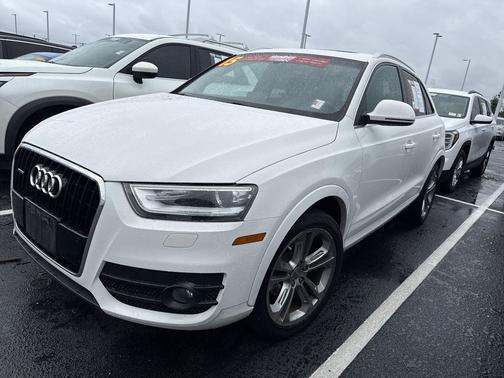 Cortina White 2015 Audi Q3 2.0T Premium Plus