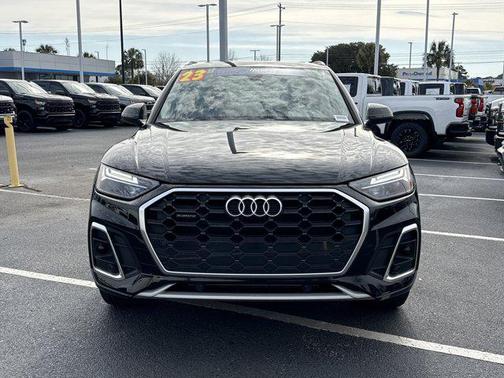 2023 Audi Q5 45 S line Premium
