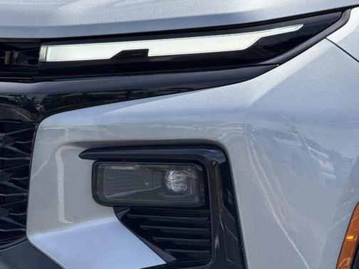 Sterling Gray Metallic 2026 Chevrolet Traverse RS