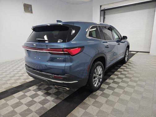 2025 Buick Enclave Preferred FWD