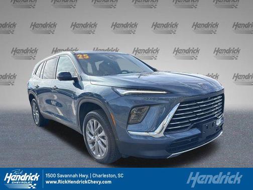 2025 Buick Enclave Preferred FWD