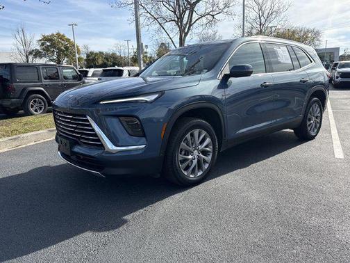 2025 Buick Enclave Preferred FWD