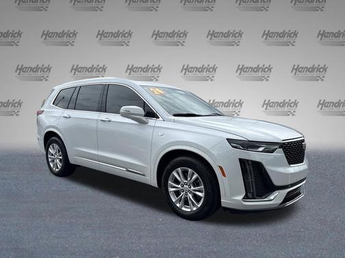 Crystal White Tricoat 2024 Cadillac XT6 Luxury FWD