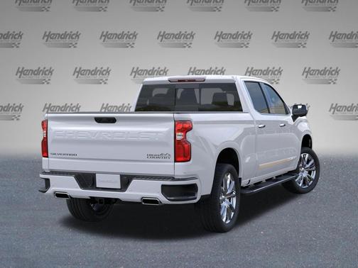 Polar White Tricoat 2026 Chevrolet Silverado 1500 High Country