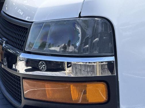 Summit White 2024 Chevrolet Express 2500 LT
