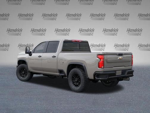 White Sands 2026 Chevrolet Silverado 2500 Crew Cab, Standard Bed, XR2, 4WD
