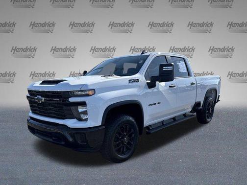 2026 Chevrolet Silverado 2500 Custom