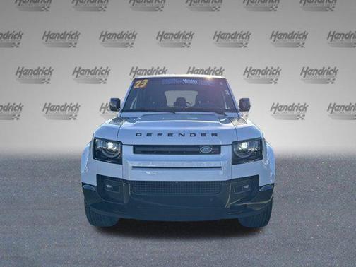 2023 Land Rover Defender 110 V8