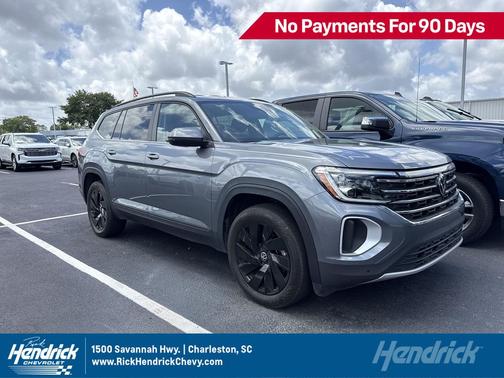 Platinum Gray Metallic 2024 Volkswagen Atlas 2.0T SE w/Technology