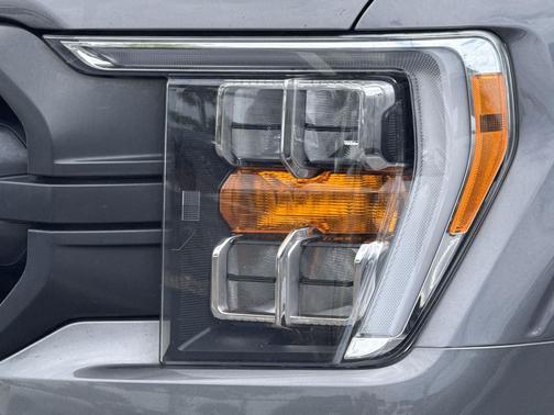CARBONIZED GRAY METALLIC 2021 Ford F-150 XLT