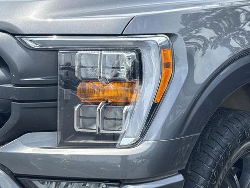 CARBONIZED GRAY METALLIC 2021 Ford F-150 XLT