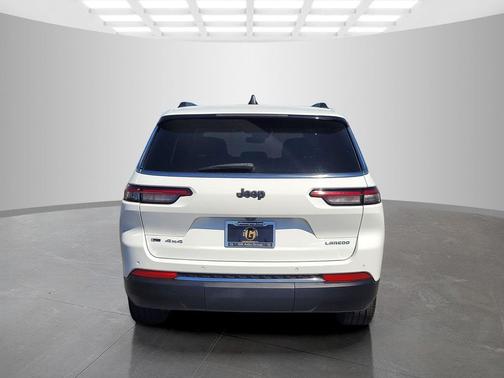 2021 Jeep Grand Cherokee L Laredo
