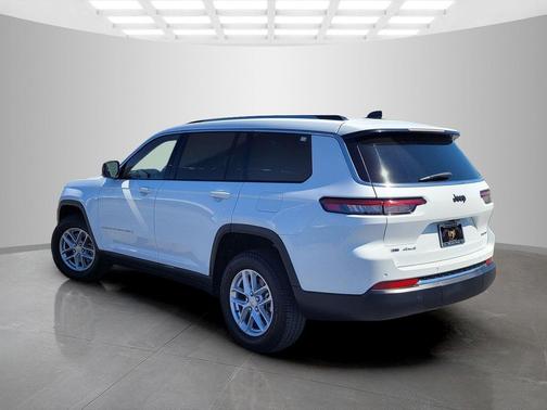 2021 Jeep Grand Cherokee L Laredo
