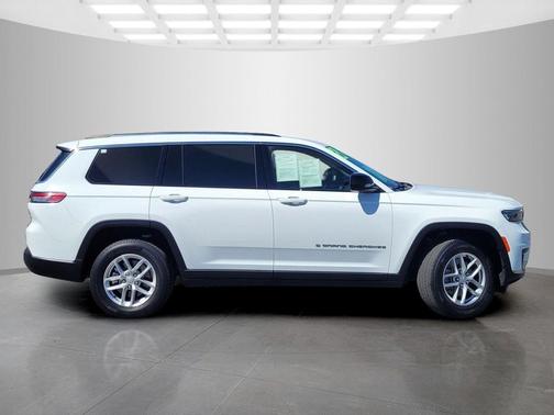 2021 Jeep Grand Cherokee L Laredo