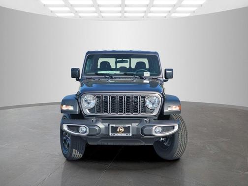 Granite Crystal Metallic Clearcoat 2026 Jeep Gladiator Sport