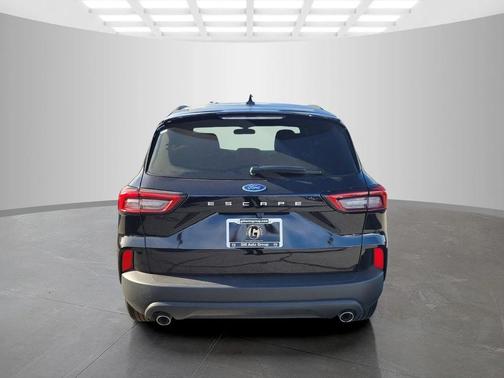 Agate Black Metallic 2025 Ford Escape ST-Line