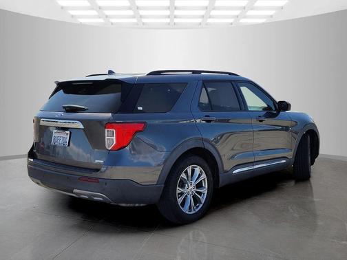 Magnetic Metallic 2020 Ford Explorer XLT