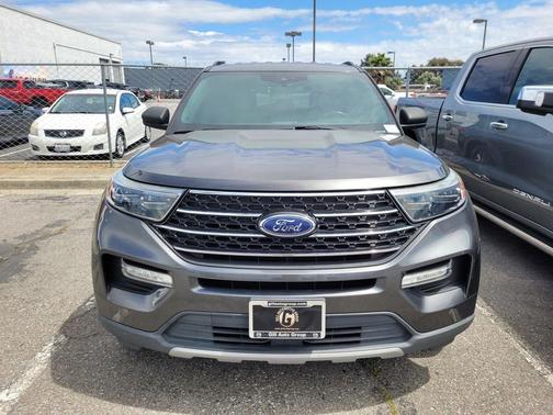 Magnetic Metallic 2020 Ford Explorer XLT
