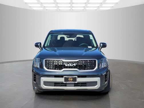 2024 Kia Telluride LX