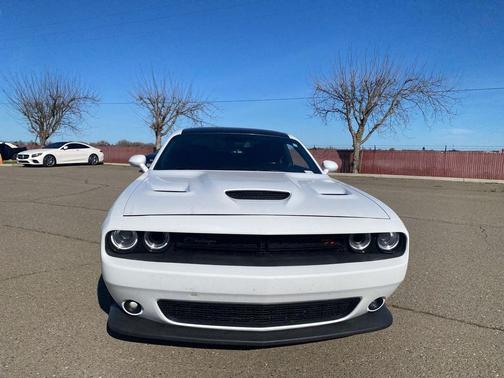 White Knuckle Clearcoat 2020 Dodge Challenger R/T Scat Pack