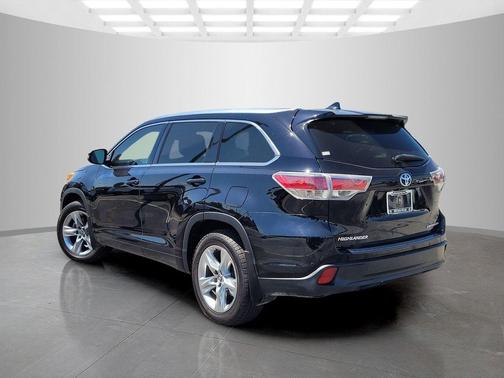 Midnight Black Metallic 2016 Toyota Highlander Limited