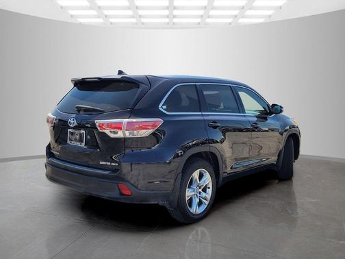 Midnight Black Metallic 2016 Toyota Highlander Limited