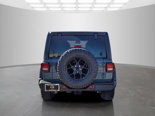 2025 Jeep Wrangler 4xe Willys