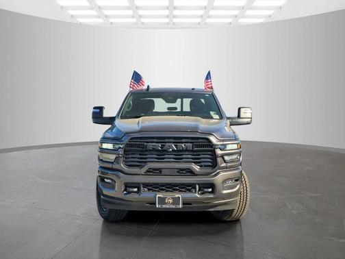 Granite Crystal Metallic Clearcoat 2026 RAM 2500 Big Horn Crew Cab 4x4 6'4' Box