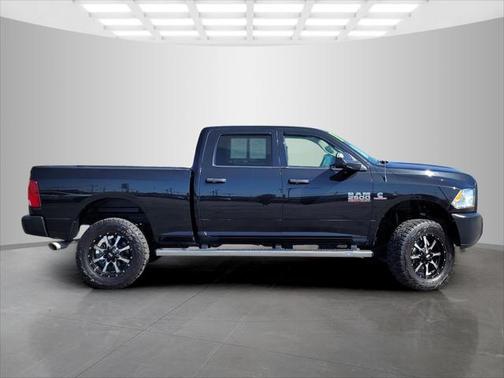 2018 RAM 2500 Tradesman Crew Cab 4x4 6'4' Box
