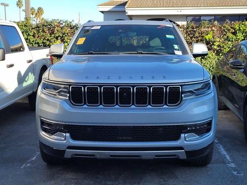 2022 Jeep Wagoneer Series III 4x4