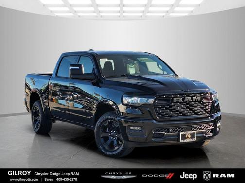 Diamond Black Crystal Pearlcoat 2026 RAM 1500 Big Horn/Lone Star