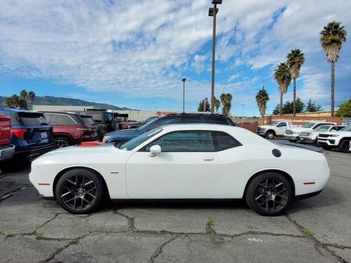 2016 Dodge Challenger R/T