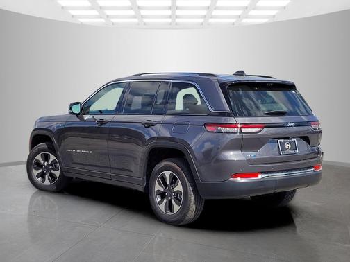 2023 Jeep Grand Cherokee 4xe Base