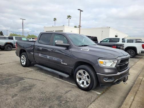 Granite Crystal Metallic Clearcoat 2019 RAM 1500 Big Horn