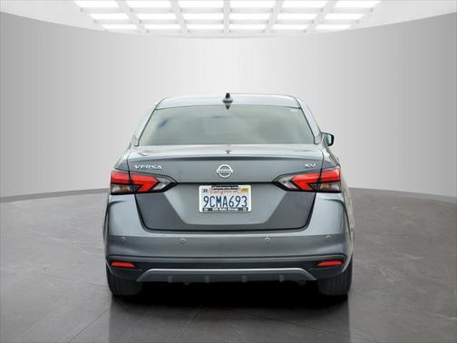 2020 Nissan Versa 1.6 SV