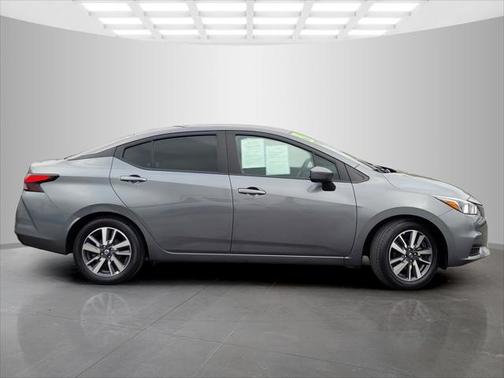 2020 Nissan Versa 1.6 SV