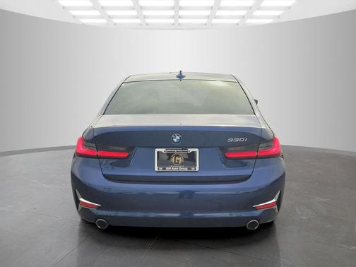 2019 BMW 330 330i