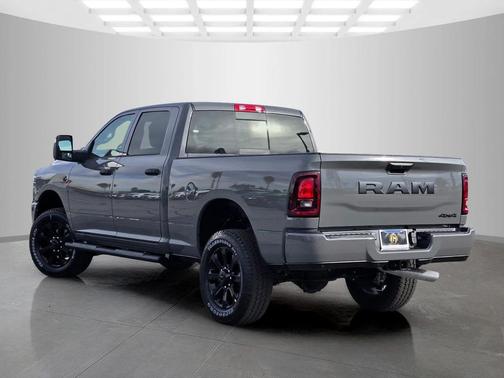 Bright White Clearcoat 2026 RAM 2500 Black Express Crew Cab 4x4 6'4' Box