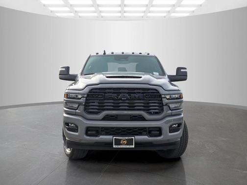 Bright White Clearcoat 2026 RAM 2500 Black Express Crew Cab 4x4 6'4' Box
