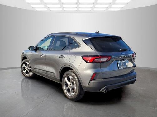 Carbonized Gray Metallic 2025 Ford Escape ST-Line