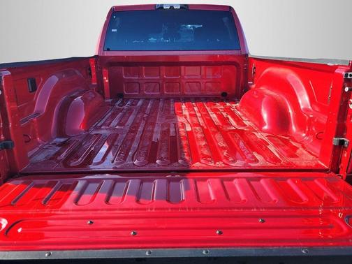 Molten Red Pearlcoat 2026 RAM 2500 Big Horn Crew Cab 4x4 6'4' Box