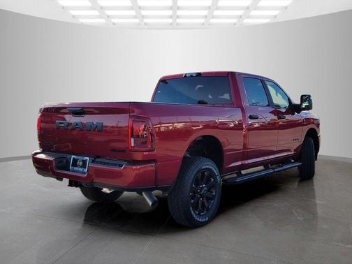 Molten Red Pearlcoat 2026 RAM 2500 Big Horn Crew Cab 4x4 6'4' Box