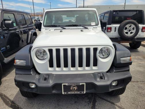 Bright White Clearcoat 2023 Jeep Wrangler Sport