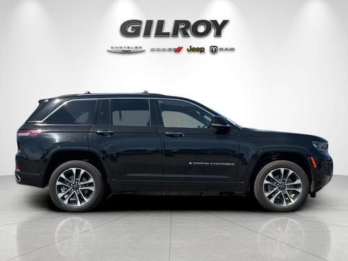Diamond Black Crystal Pearlcoat 2023 Jeep Grand Cherokee 4xe Overland