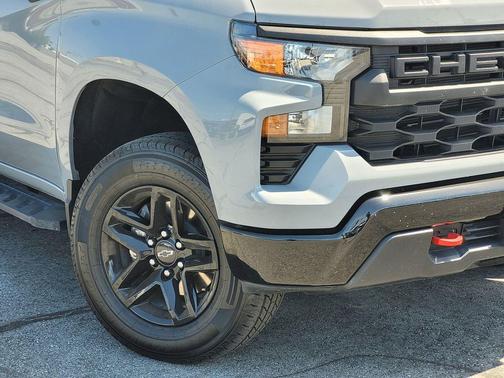 Slate Gray Metallic 2024 Chevrolet Silverado 1500 Custom Trail Boss
