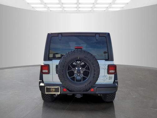 Bright White Clearcoat 2026 Jeep Wrangler Willys
