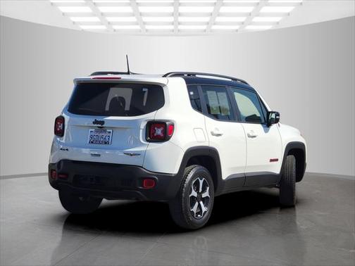 2022 Jeep Renegade Trailhawk