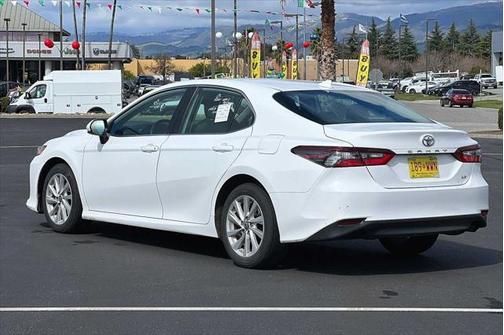2021 Toyota Camry LE