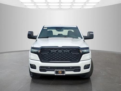 Bright White Clearcoat 2026 RAM 1500 Big Horn/Lone Star