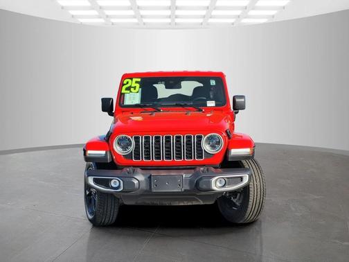 Firecracker Red Clearcoat 2025 Jeep Wrangler 4xe Sahara